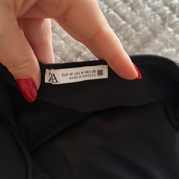 Zara Spaghetti Strap Snap Closure Bodysuit Size M - Picture 3 of 3